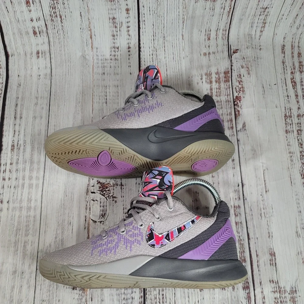 Nike Kyrie Flytrap II Kids Basketball Shoes AQ3412-003 SZ Youth 4‎ Womens Sz 5.5